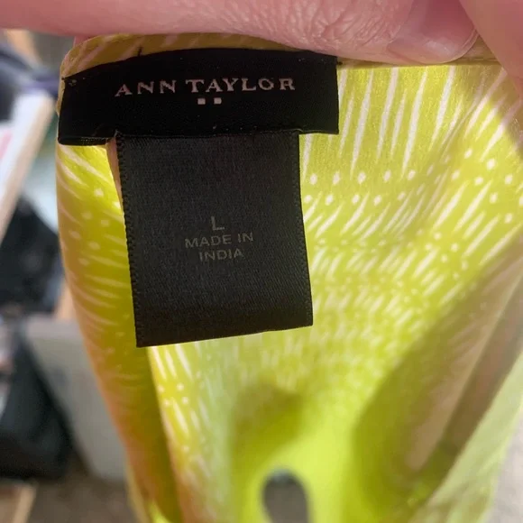 Ann Taylor | patterned top - Picture 2 of 5